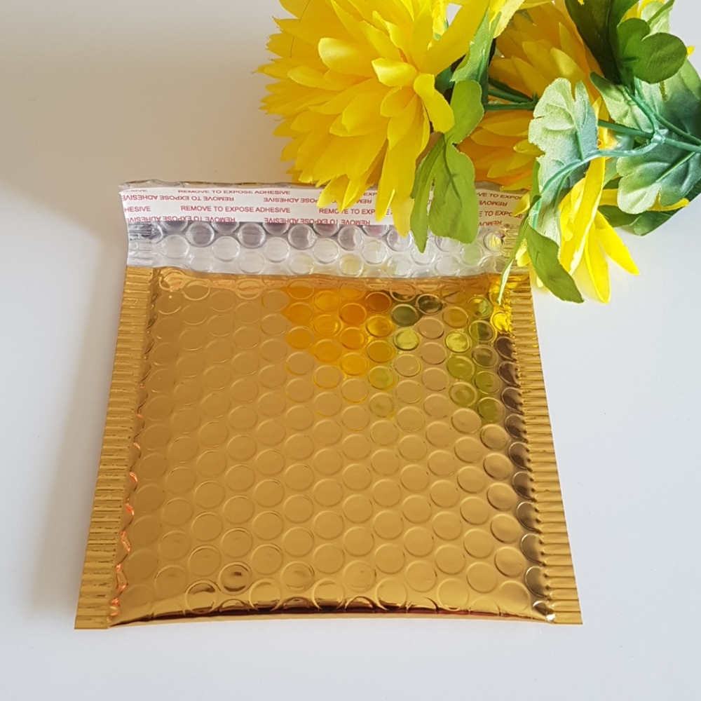 25 pcs Gold Metallic Bubble Mailers 5x5" inches